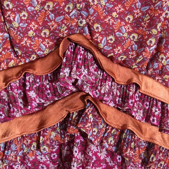 En Saison Affectionate Love Plum Purple Floral Print Ruffled Midi Dress Pleated - Picture 6 of 13